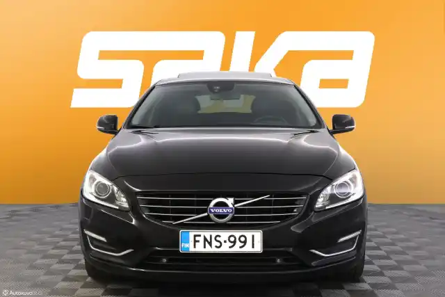 Musta Farmari, Volvo V60 – FNS-991