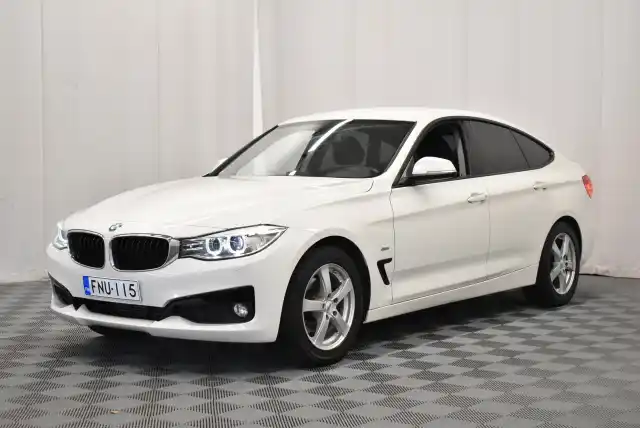 Valkoinen Sedan, BMW 320 Gran Turismo – FNU-115