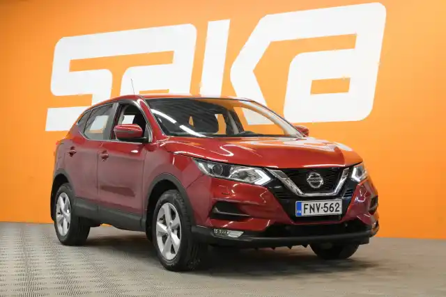 Punainen Maastoauto, Nissan Qashqai – FNV-562