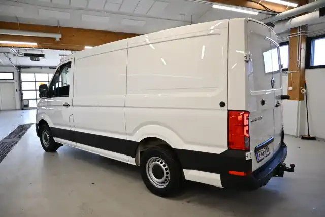 Valkoinen Pakettiauto, Volkswagen Crafter – FNX-739
