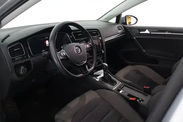Hopea Viistoperä, Volkswagen Golf – FNY-372