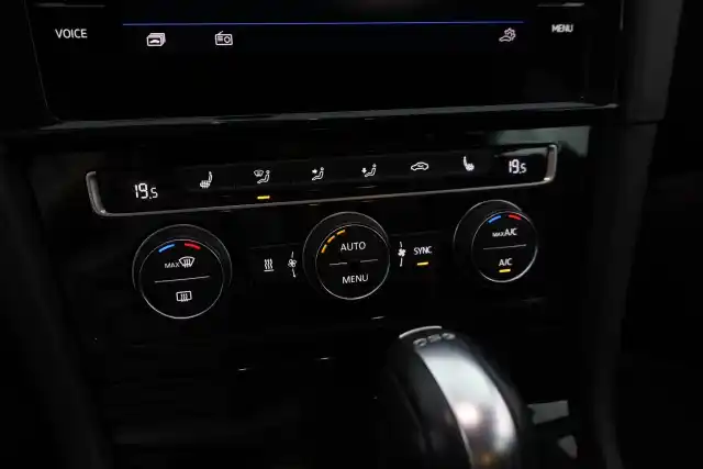 Hopea Viistoperä, Volkswagen Golf – FNY-372