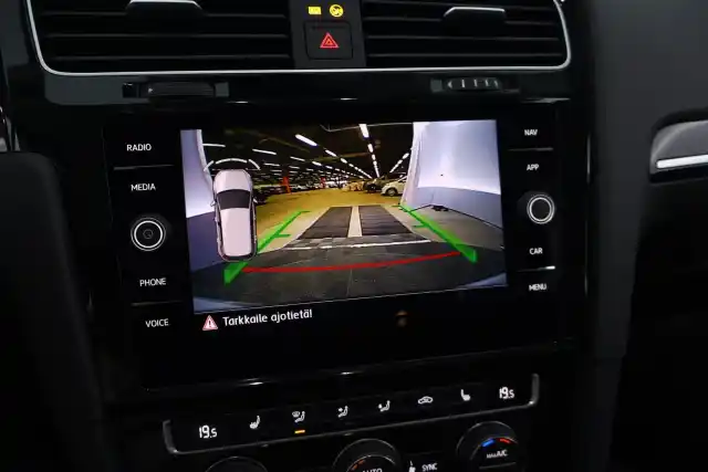 Hopea Viistoperä, Volkswagen Golf – FNY-372