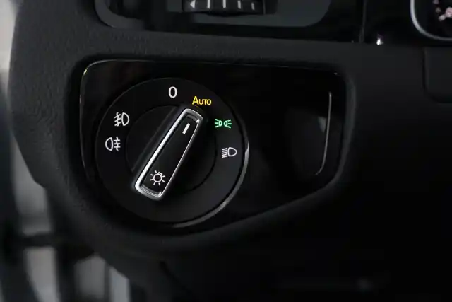 Hopea Viistoperä, Volkswagen Golf – FNY-372