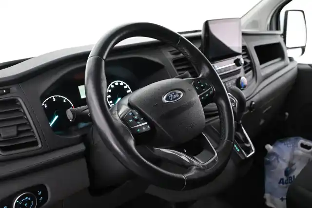 Valkoinen Pakettiauto, Ford Transit Custom – FNY-523