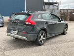Musta Viistoperä, Volvo V40 Cross Country – FNZ-260, kuva 6