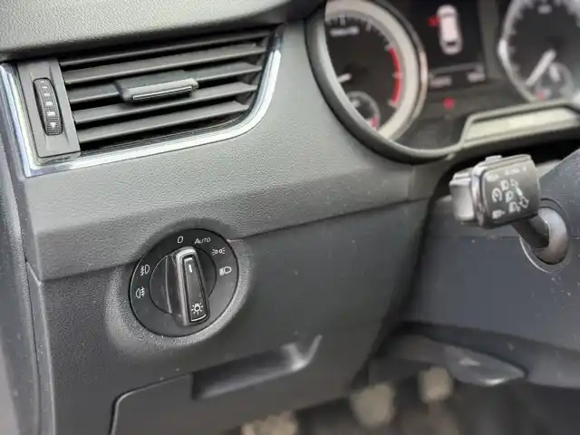 Musta Farmari, Skoda Octavia – FOA-171