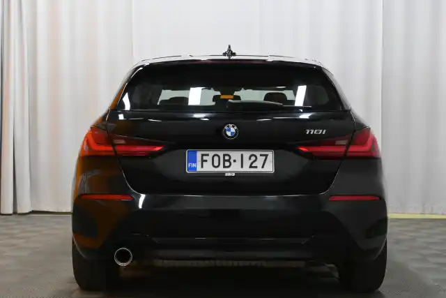 Musta Viistoperä, BMW 118 – FOB-127