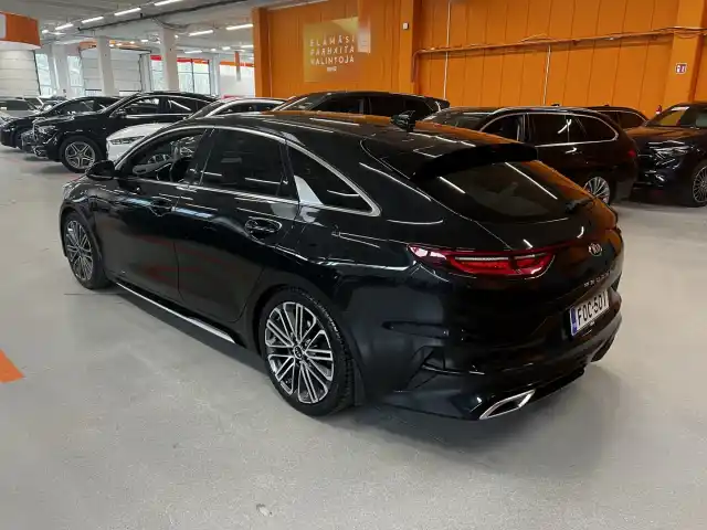 Musta Farmari, Kia ProCeed – FOC-501
