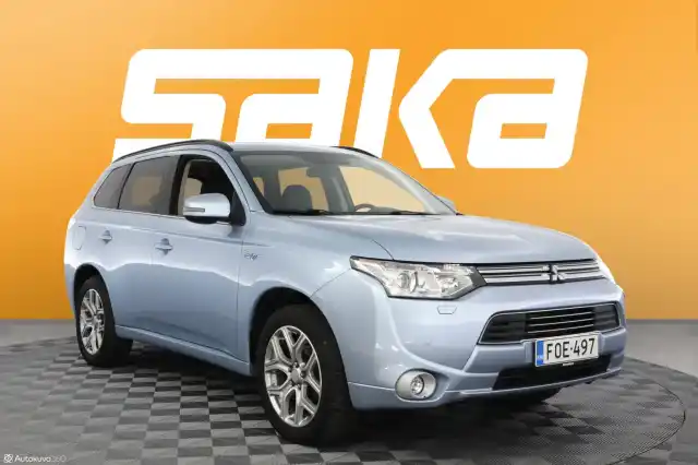 Sininen Maastoauto, Mitsubishi Outlander PHEV – FOE-497