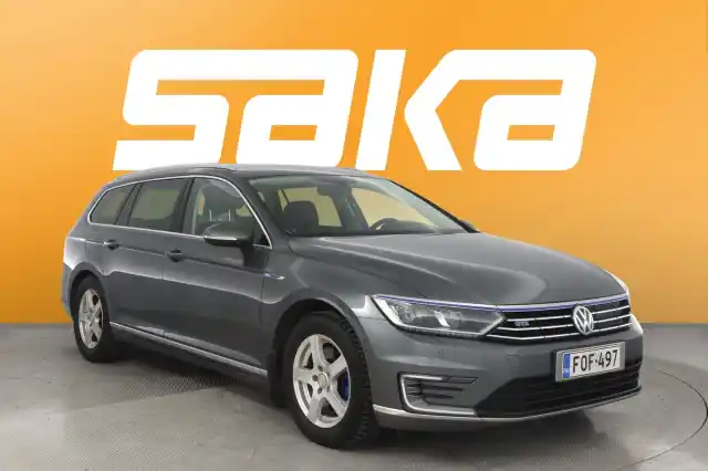 Harmaa Farmari, Volkswagen Passat – FOF-497