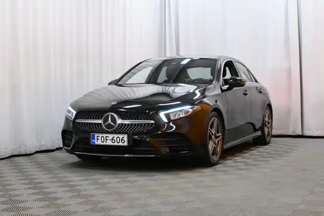 Musta Sedan, Mercedes-Benz A – FOF-606