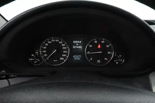 Musta Coupe, Mercedes-AMG C – FOF-985