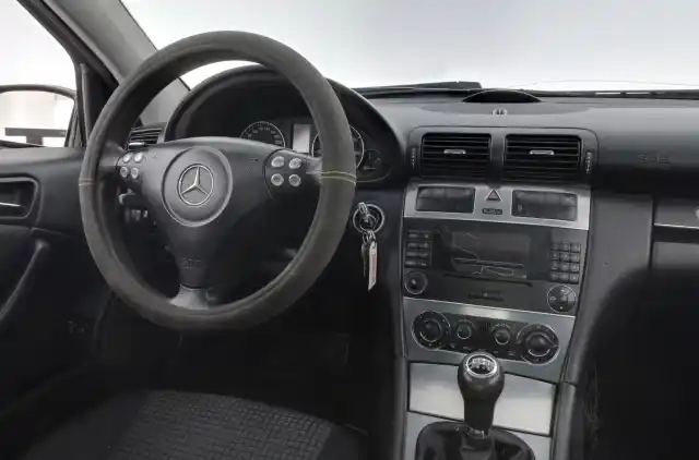 Musta Coupe, Mercedes-AMG C – FOF-985