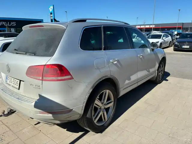 Hopea Maastoauto, Volkswagen Touareg – FOG-306