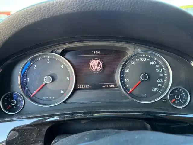 Hopea Maastoauto, Volkswagen Touareg – FOG-306