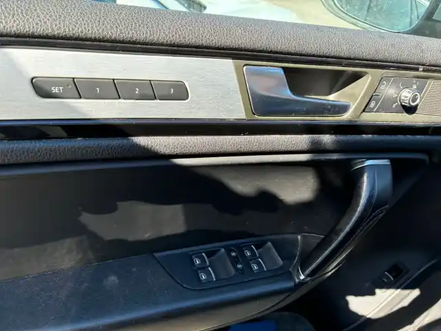 Hopea Maastoauto, Volkswagen Touareg – FOG-306