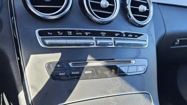 Valkoinen Sedan, Mercedes-Benz C – FOG-667