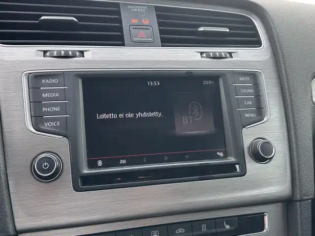 Punainen Farmari, Volkswagen Golf – FOG-697