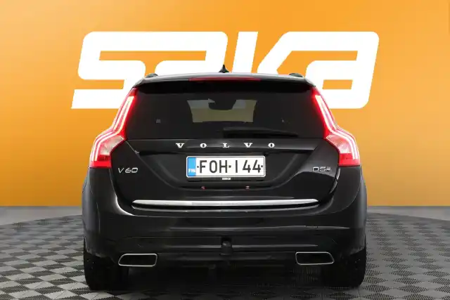 Musta Farmari, Volvo V60 – FOH-144