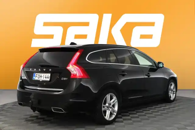 Musta Farmari, Volvo V60 – FOH-144