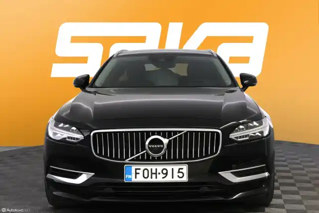 Musta Farmari, Volvo V90 – FOH-915