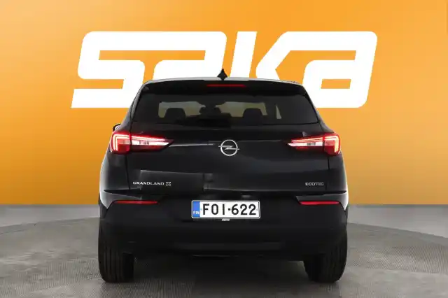 Musta Maastoauto, Opel Grandland X – FOI-622