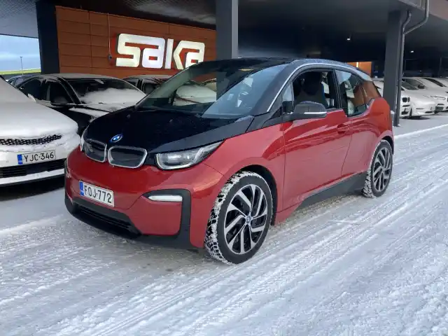 Punainen Viistoperä, BMW i3 – FOJ-772