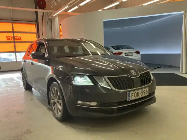 Musta Farmari, Skoda Octavia – FOK-396