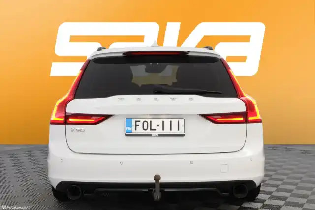 Valkoinen Farmari, Volvo V90 – FOL-111