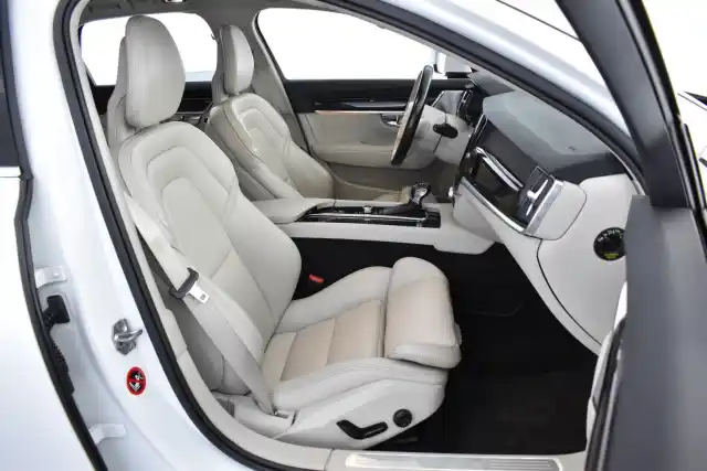 Valkoinen Farmari, Volvo V90 – FOL-273