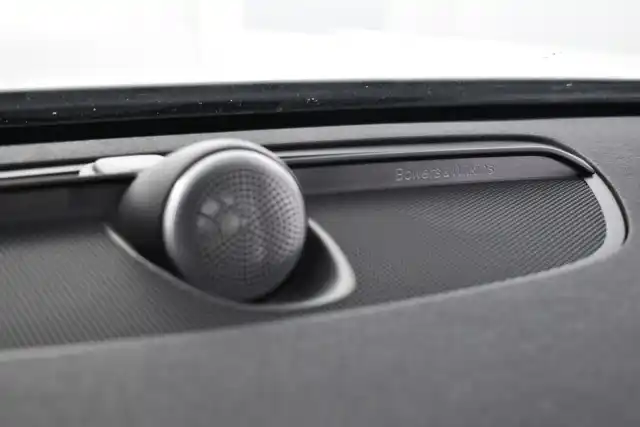 Valkoinen Farmari, Volvo V90 – FOL-273