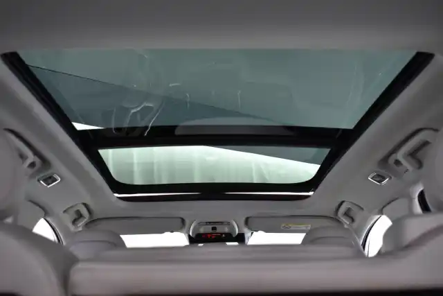 Valkoinen Farmari, Volvo V90 – FOL-273