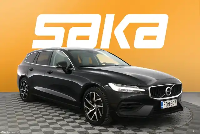 Musta Farmari, Volvo V60 – FOM-607