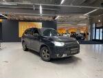 Musta Maastoauto, Mitsubishi Outlander – FOM-997, kuva 1