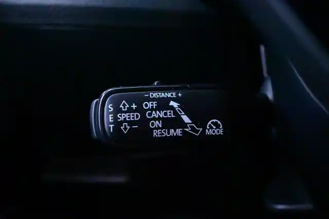 Valkoinen Farmari, Skoda Superb – FON-224