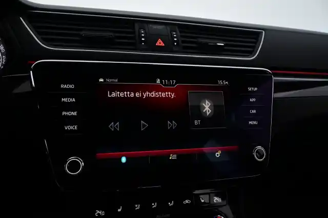 Valkoinen Farmari, Skoda Superb – FON-224