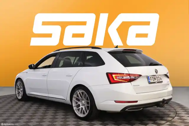 Valkoinen Farmari, Skoda Superb – FON-224