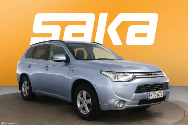 Sininen Maastoauto, Mitsubishi OUTLANDER PHEV – FOO-676