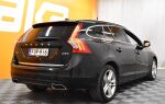 Musta Farmari, Volvo V60 – FOP-916, kuva 7