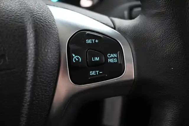 Sininen Pakettiauto, Ford Transit Courier – FOS-645