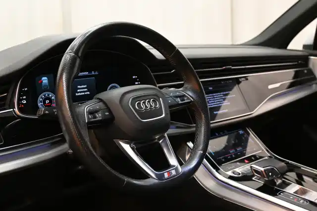 Hopea Maastoauto, Audi Q7 – FOS-670