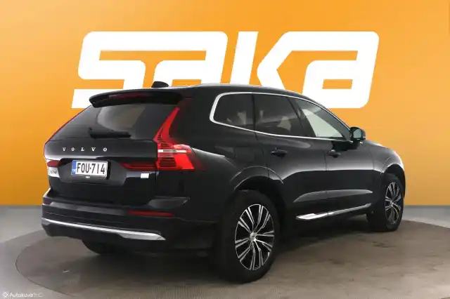 Musta Maastoauto, Volvo XC60 – FOU-714