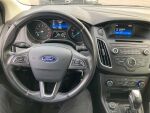 Valkoinen Viistoperä, Ford Focus – FOV-272, kuva 4