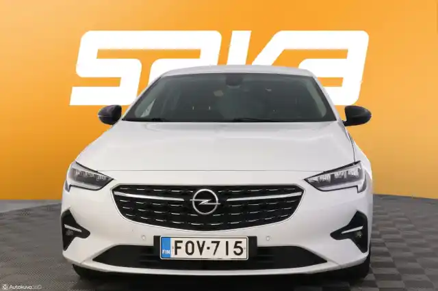 Valkoinen Viistoperä, Opel Insignia – FOV-715