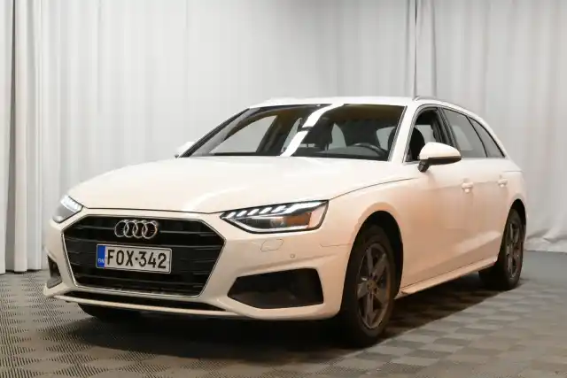 Valkoinen Farmari, Audi A4 – FOX-342