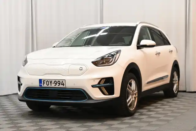 Valkoinen Farmari, Kia Niro – FOY-994