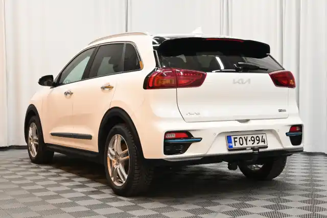 Valkoinen Farmari, Kia Niro – FOY-994