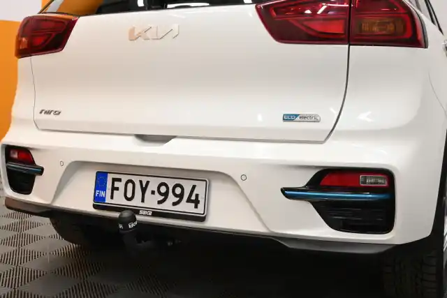 Valkoinen Farmari, Kia Niro – FOY-994