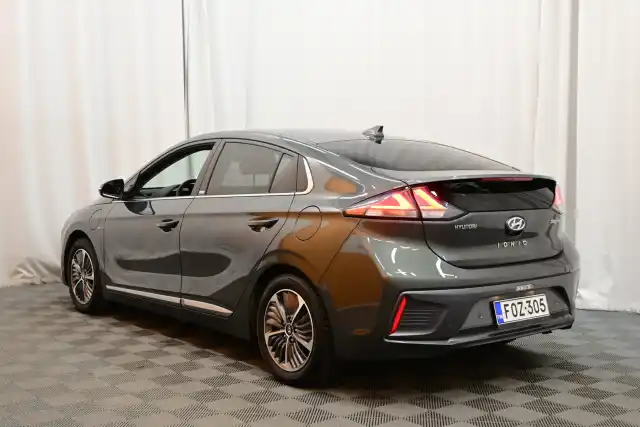 Vihreä Viistoperä, Hyundai IONIQ PLUG-IN – FOZ-305